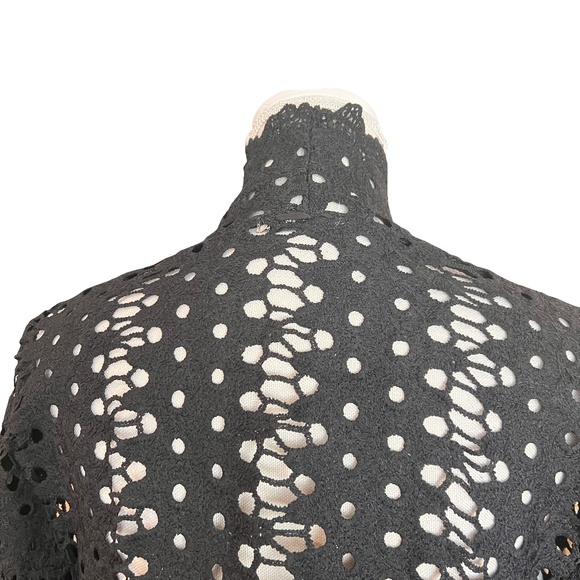 # A003   FT INC Cocktail Chic  Romantic Layering Black Eyelet Lace Jacket NWOT M - Picture 5 of 11